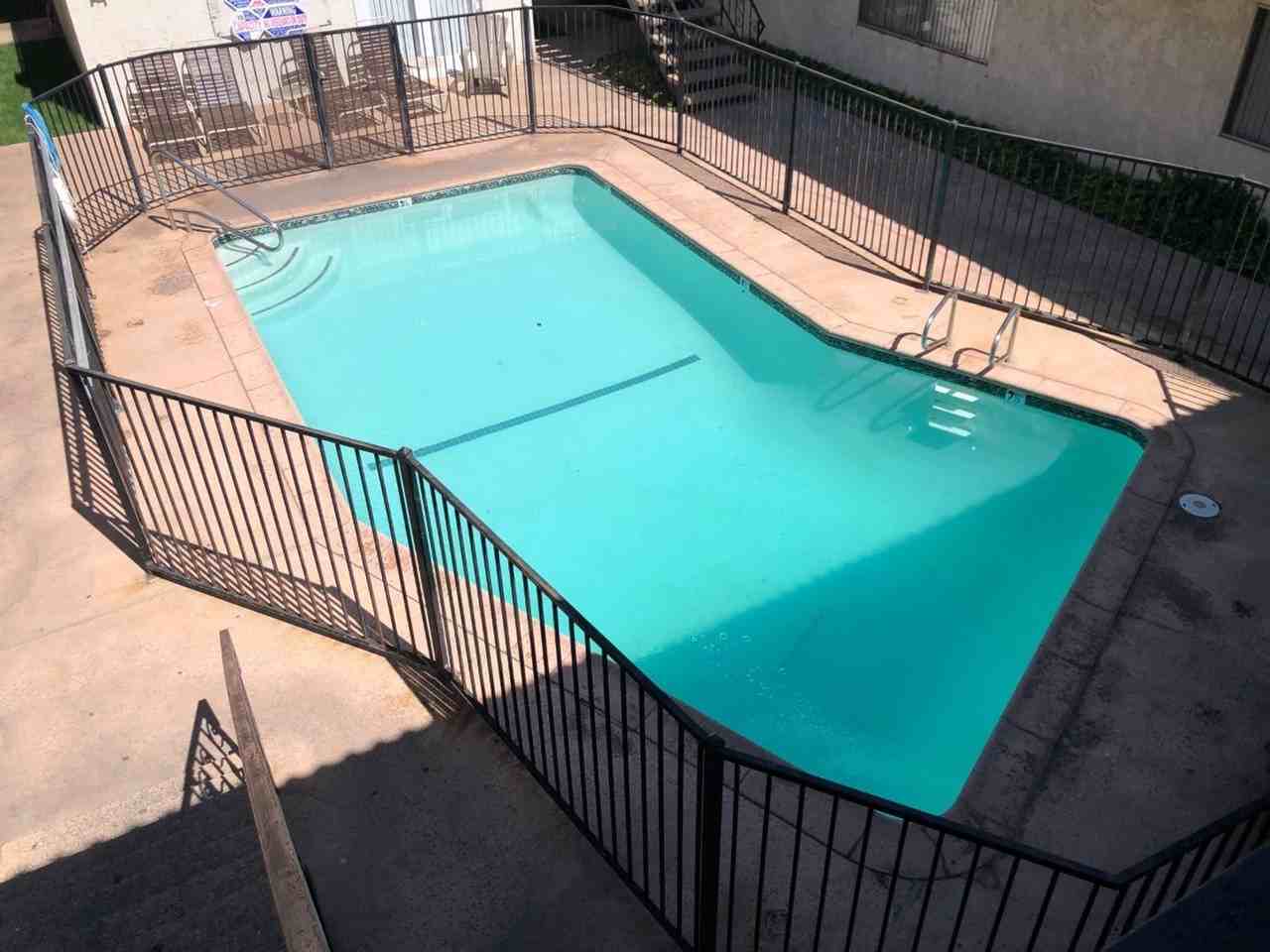 6412 Crescent Ave - Photo 2 of 7