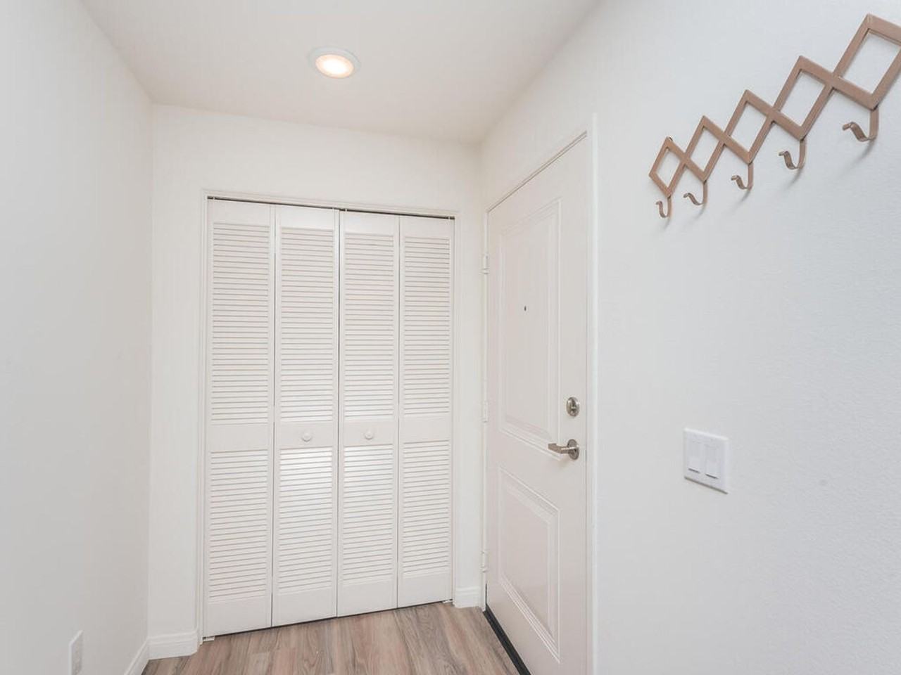Mesa College Luxury Apartments with Parking + Patio - Photo 2 of 50