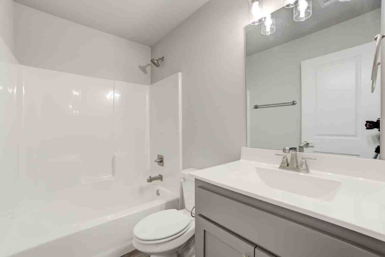 15710 E 75th St N - Photo 3 of 34