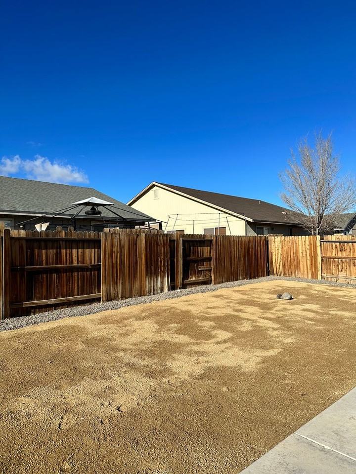 1320 Nevada Pacific Blvd - Photo 4 of 13