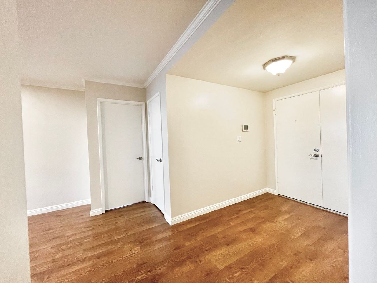 10501 Corley Dr - Photo 2 of 45