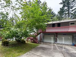 featured image of 9196 Shadowcrest Ln Nw
