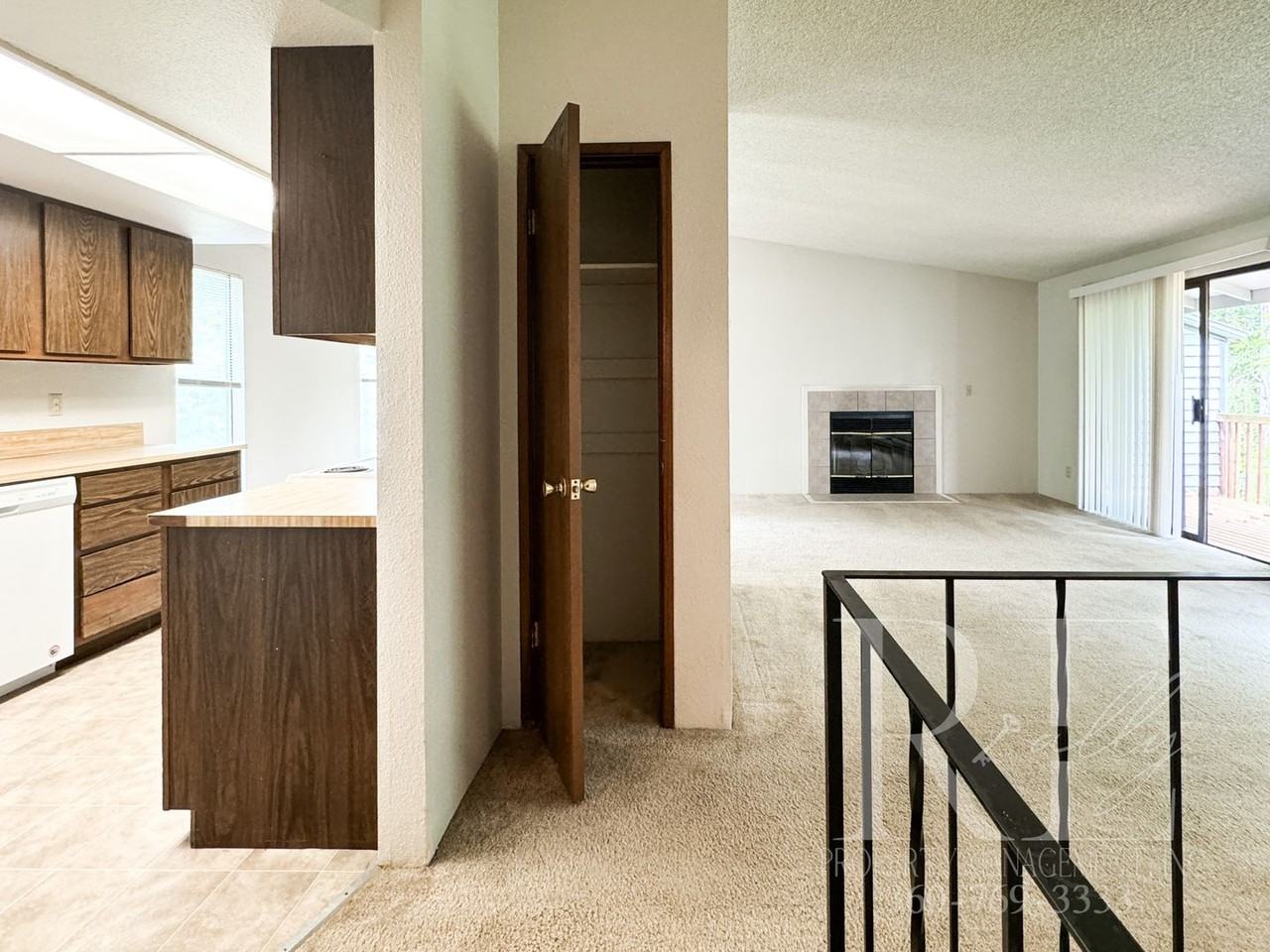 9196 Shadowcrest Ln Nw - Photo 4 of 20