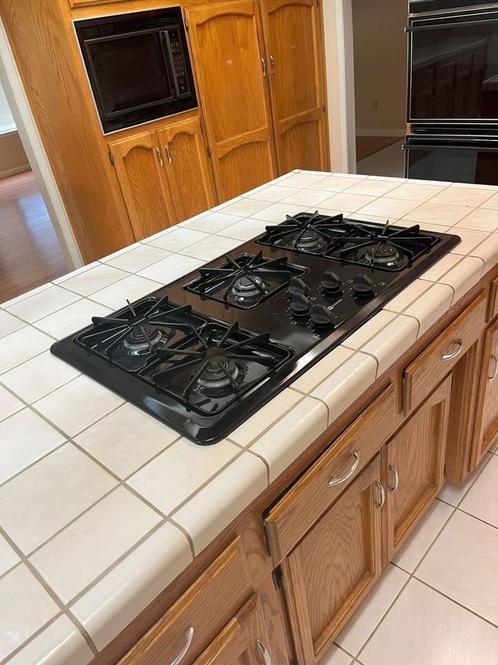 8805 Landover Ln - Photo 5 of 12