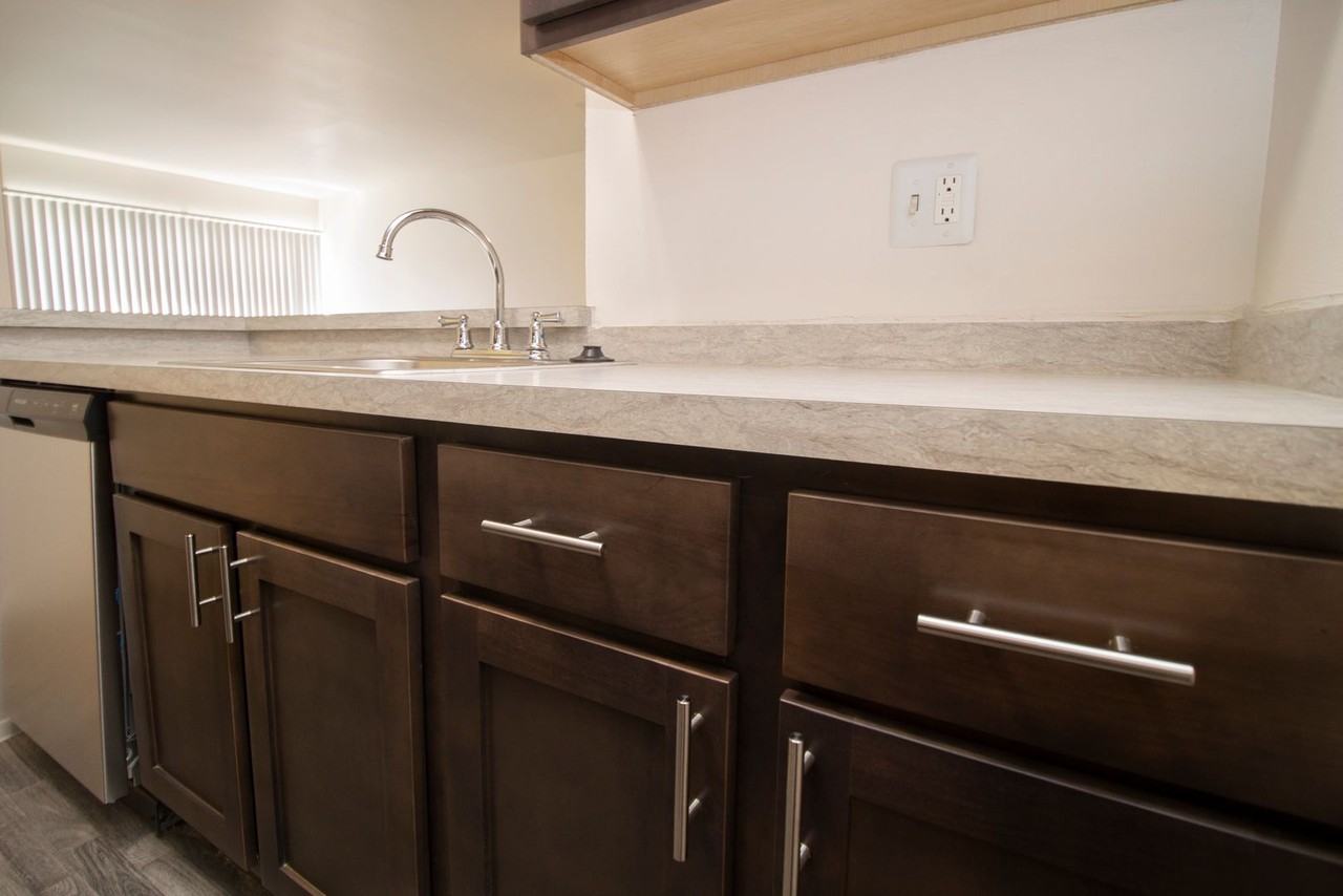 46161 Village Green - Photo 6 of 50