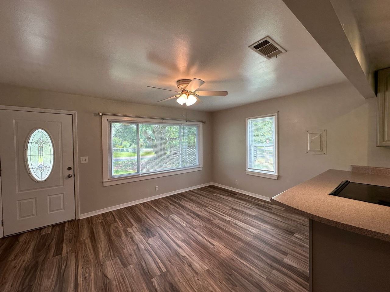 1201 Concordia Blvd - Photo 3 of 19