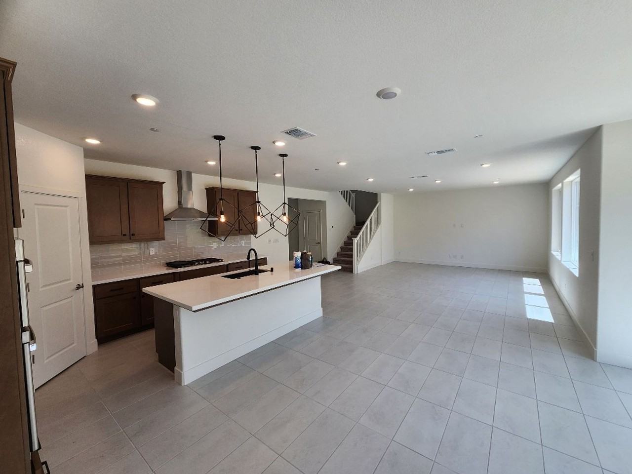 4032 Barbary Way - Photo 2 of 19