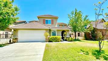 featured image of 27536 Pinyon St