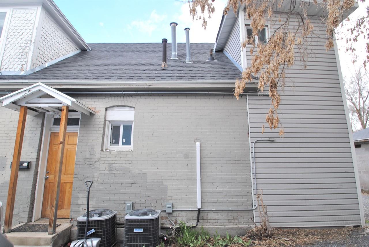 26 S 300 E - Photo 2 of 13