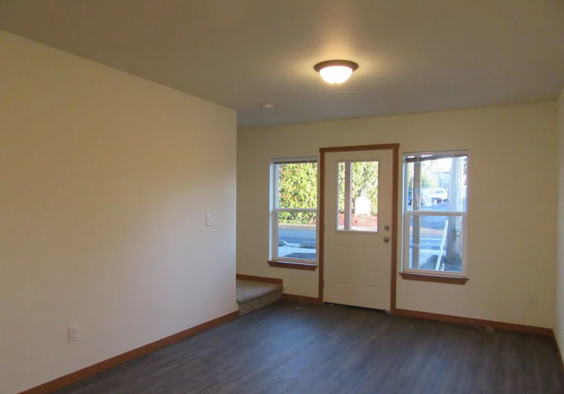 Eureka Townhomes - Photo 3 of 10