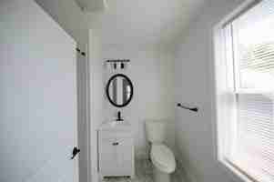 featured image of 19 E Transit St