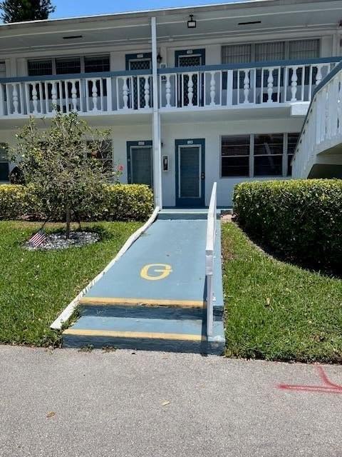 127 Westbury E #127 - Photo 2 of 6