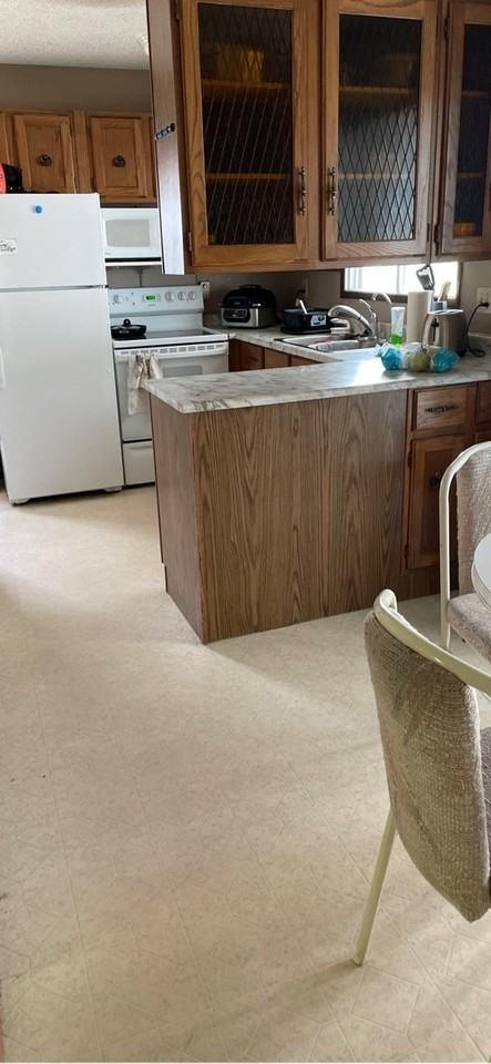 448 Main St #A - Photo 2 of 6