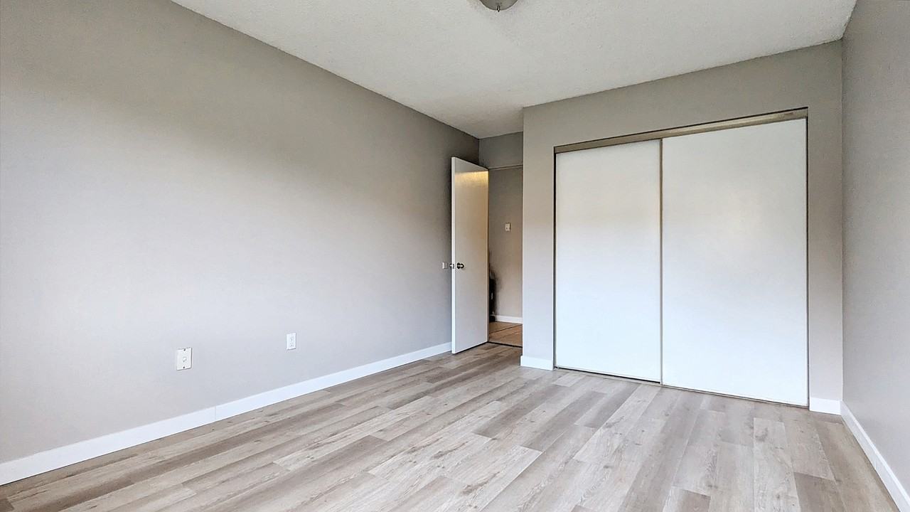 Greenwood Gardens Apartments 14831 104 Ave, Surrey, BC V3R 1M5 Zumper