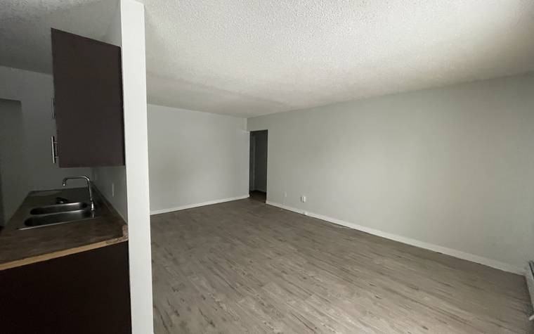 1017 Northumberland Ave #6 - Photo 7 of 8