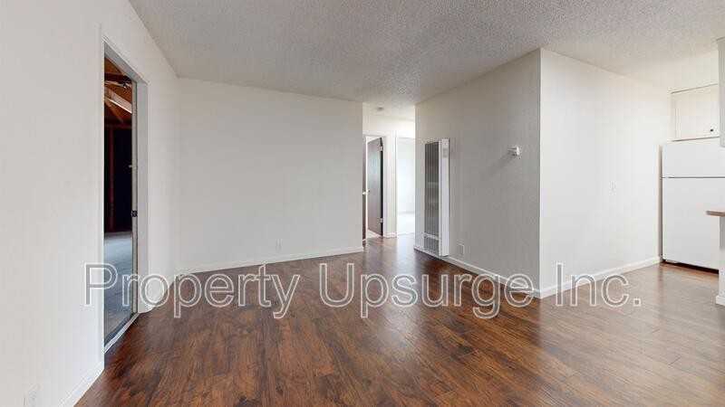 2739 Gilmore Ln - Photo 4 of 14