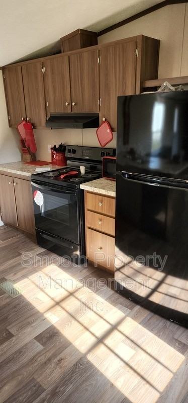7817 Fleetwood Dr - Photo 3 of 11