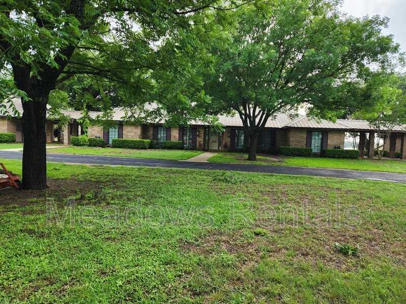 15796 Chapel Rd - Photo 2 of 13