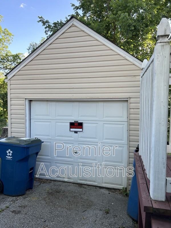 3226 Hawthorne Blvd - Photo 2 of 8