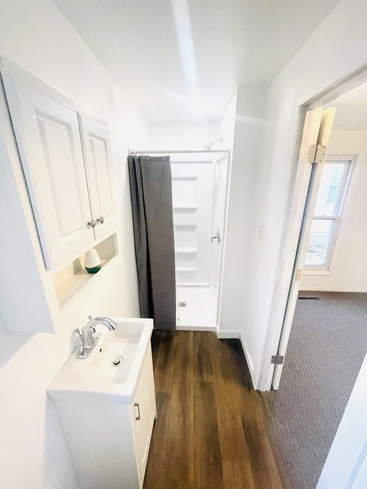 368 S Foley Ave #1 - Photo 5 of 5