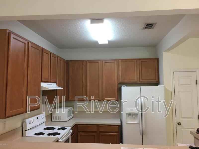 5697 Parkstone Crossing Dr #1006 - Photo 3 of 12