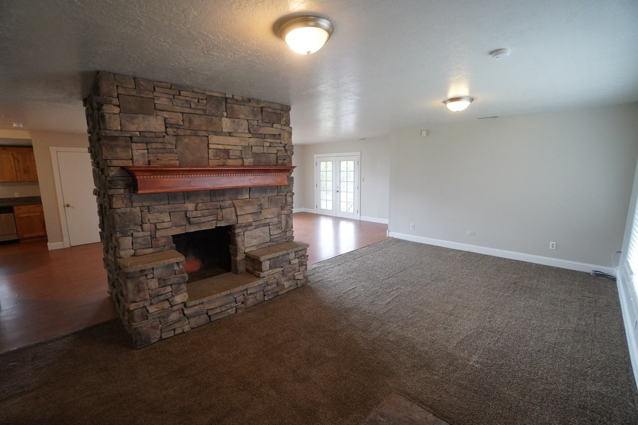 4162 Porter Ave - Photo 4 of 27