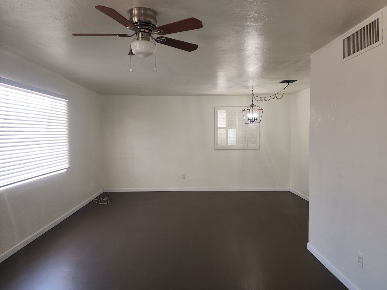 1640 N 43rd St - Photo 3 of 26