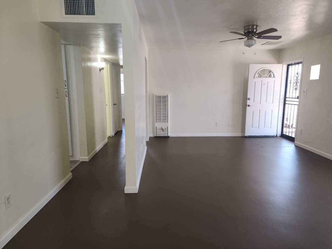 1640 N 43rd St - Photo 6 of 26