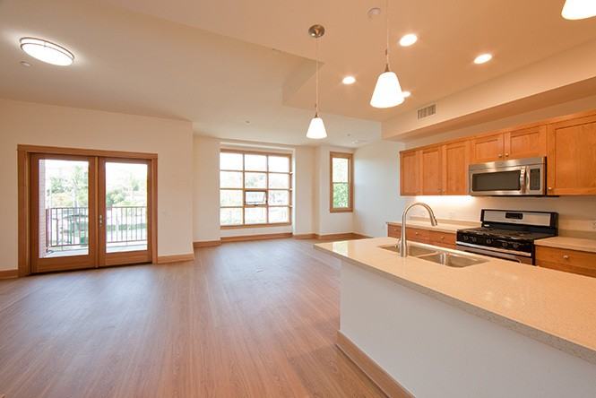 Pomona Ave. 215 N. - Photo 4 of 17