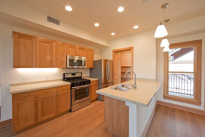 Pomona Ave. 215 N. - Photo 7 of 17