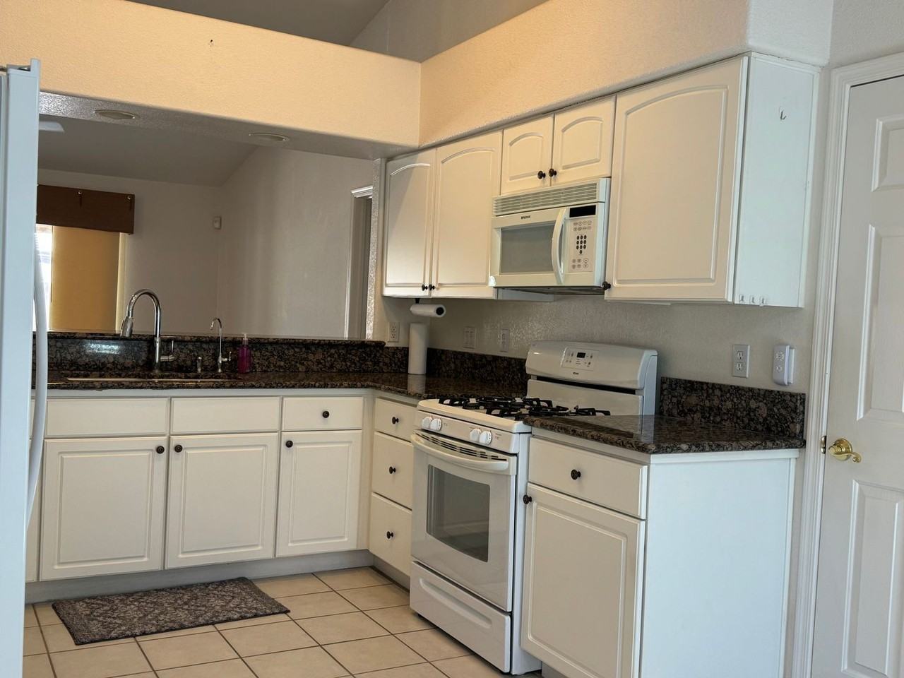 1253 Lause Rd - Photo 5 of 25