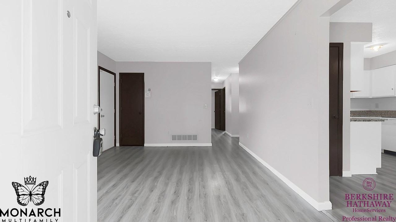 1688-1690 High Tower Dr - Photo 3 of 27