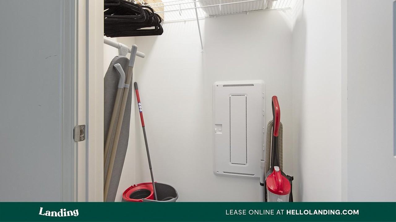 1014 Spruce St - Photo 6 of 50