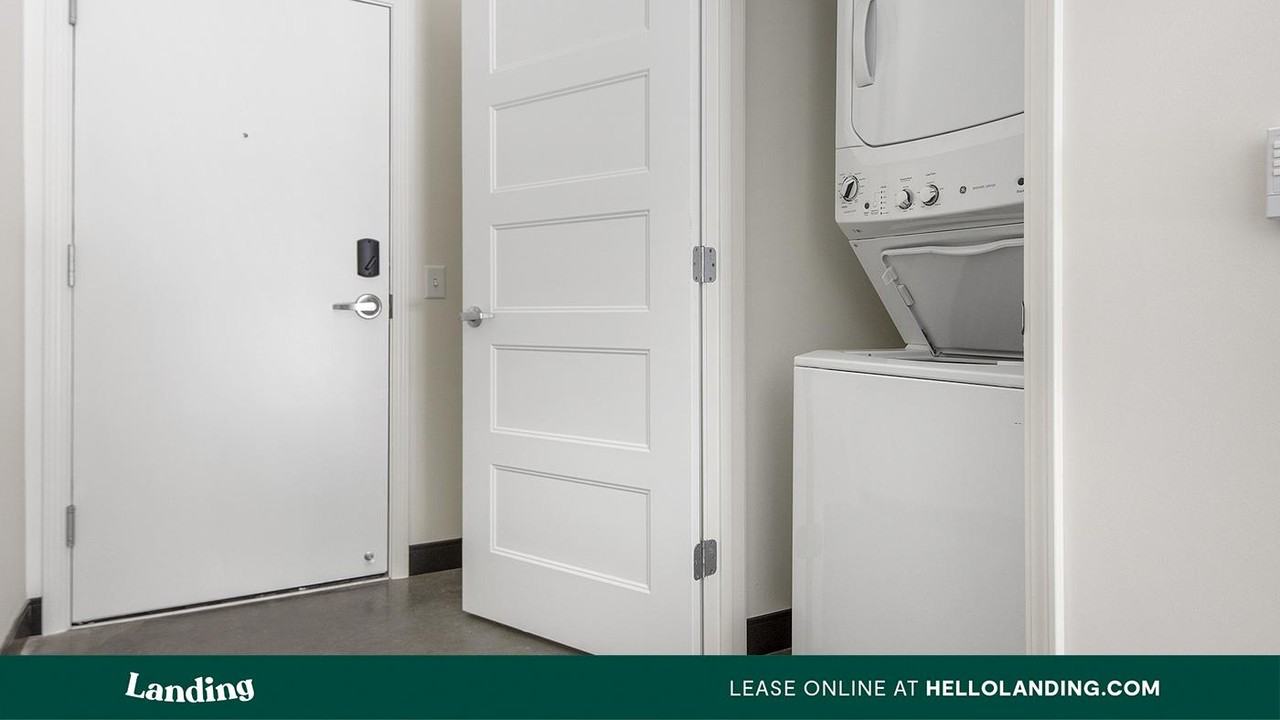 1014 Spruce St - Photo 7 of 50