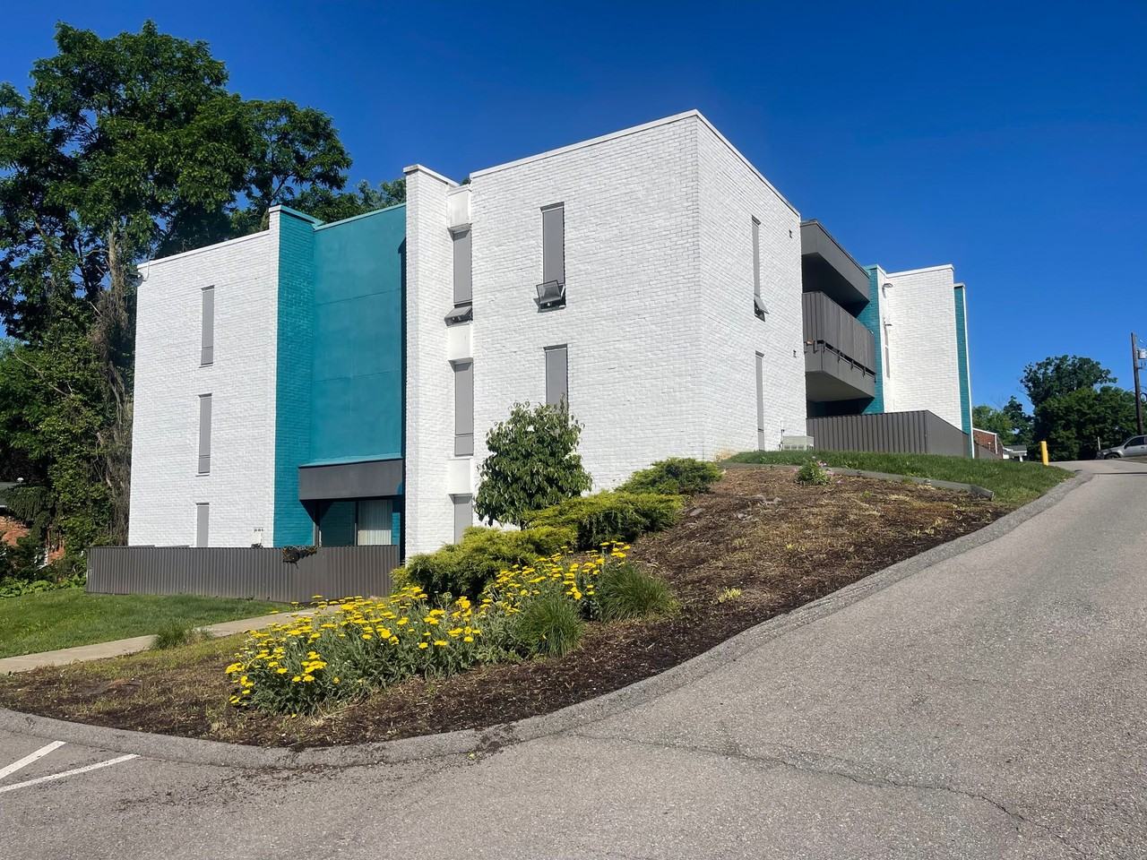 Moon Flats Apartments - Photo 2 of 45