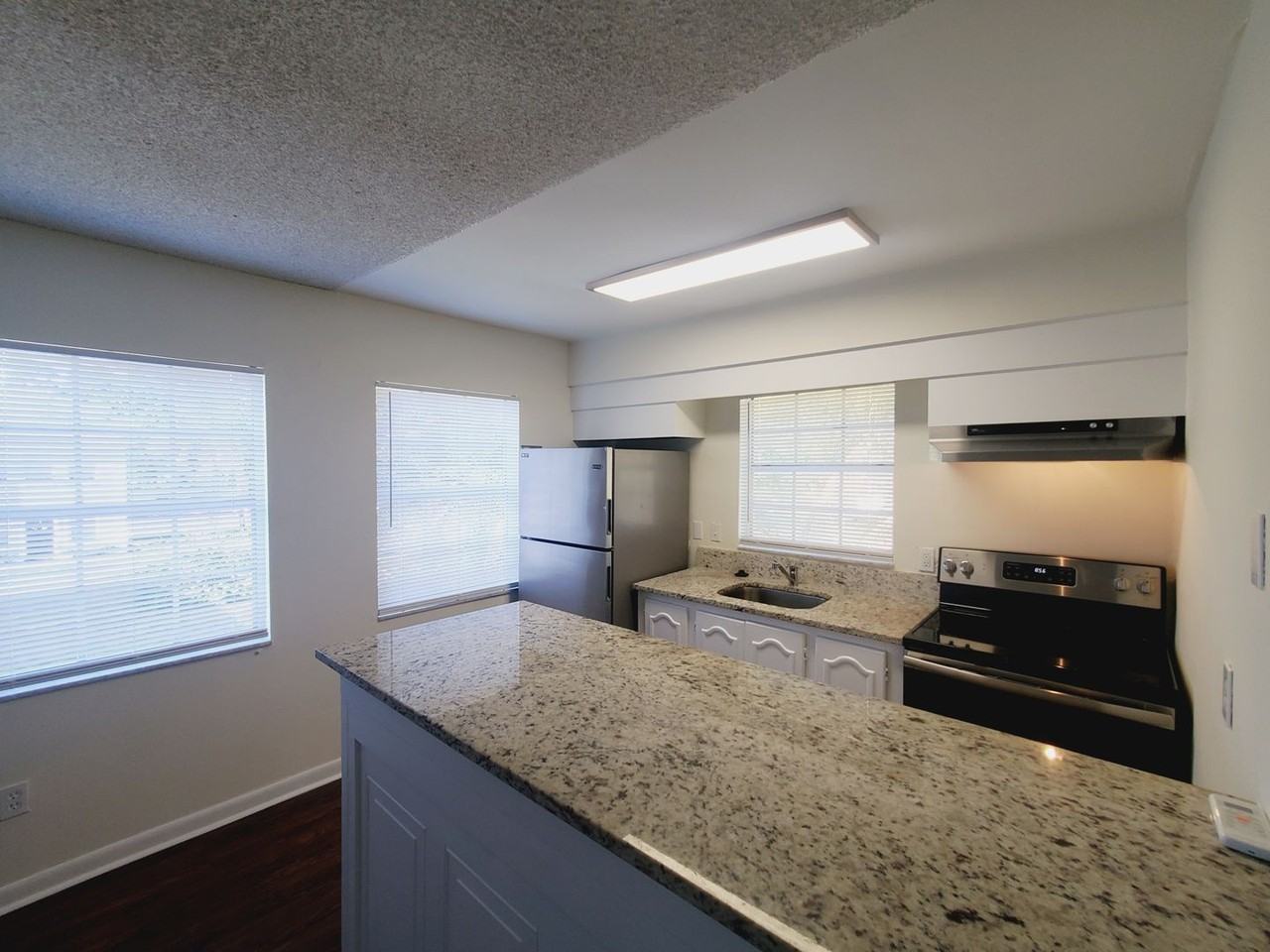 5264 Davisson Avenue - Photo 7 of 22