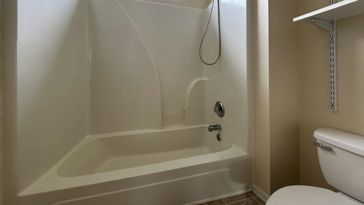 131 Red Leaf Blvd - Photo 2 of 15