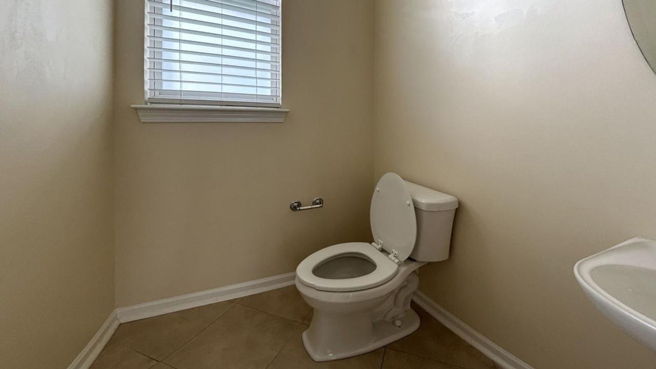131 Red Leaf Blvd - Photo 4 of 15