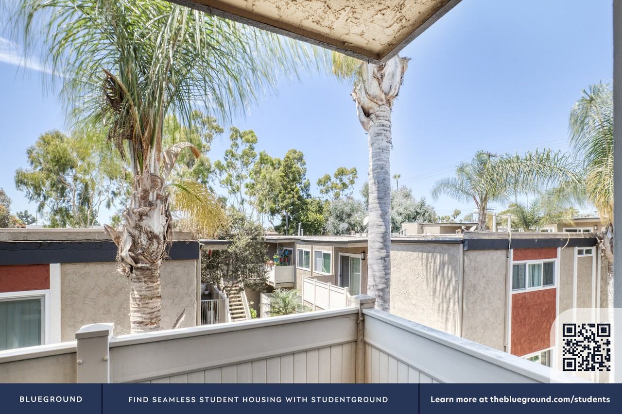 12610 Braddock Drive - Photo 7 of 64