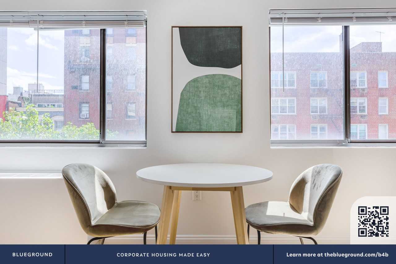 309 W 30th St #1503 - Photo 6 of 21