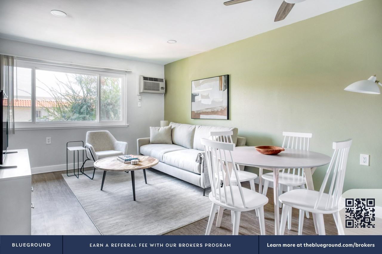 5405 Lindley Ave #868 - Photo 5 of 21