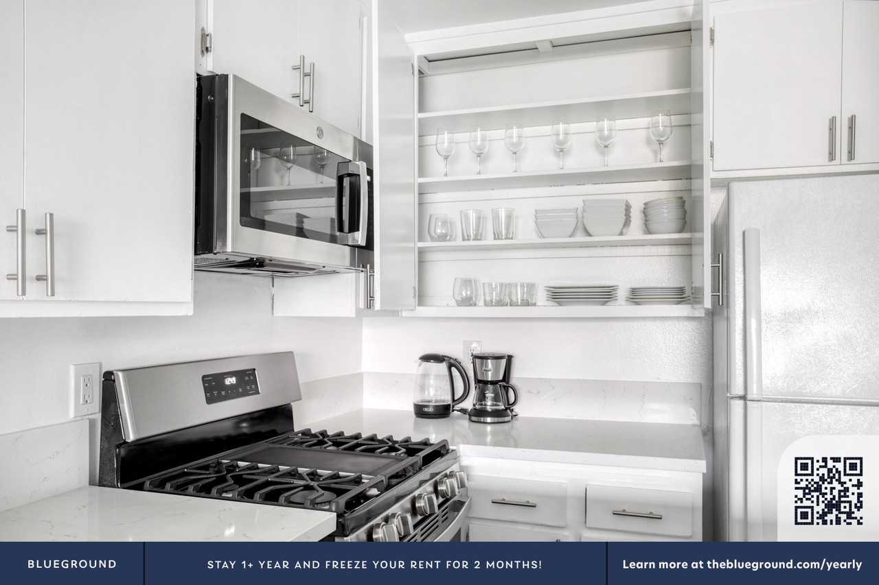 5405 Lindley Ave #868 - Photo 7 of 20