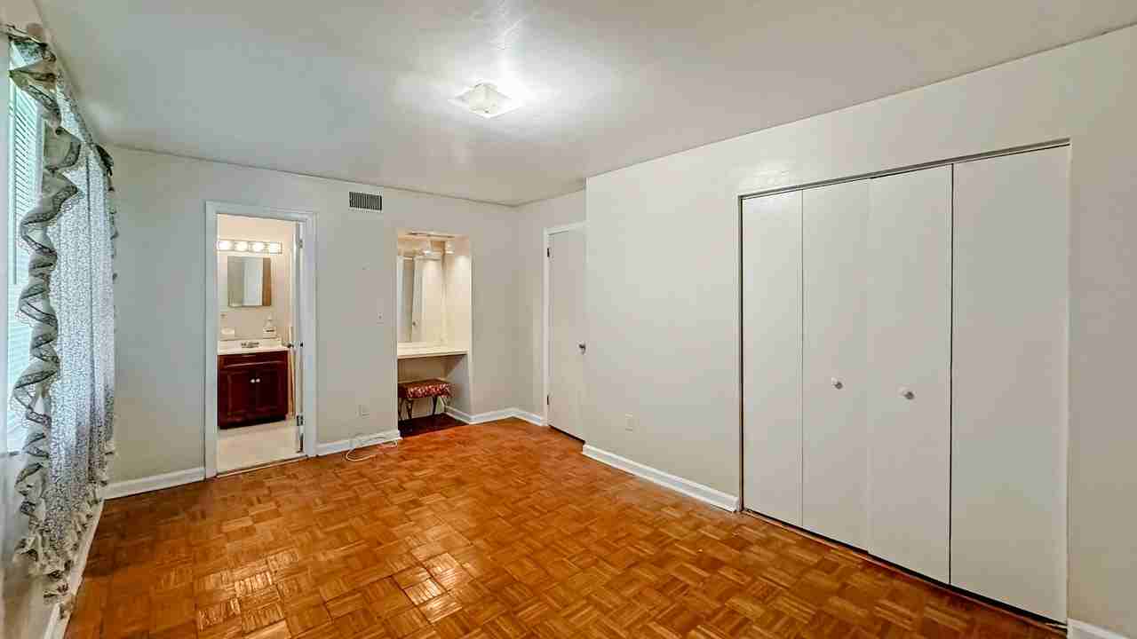 6243 Randia Dr - Photo 3 of 12