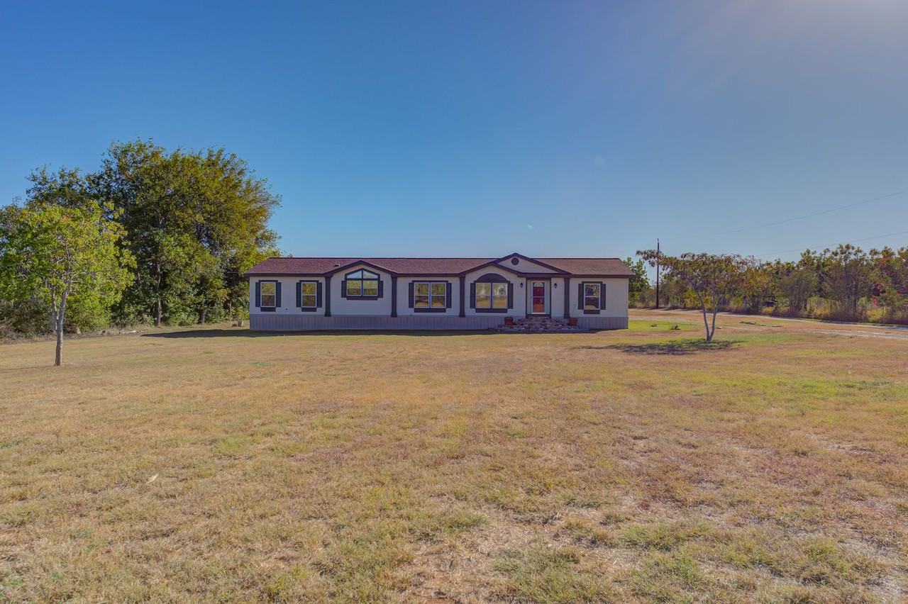9611 Hildebrandt Rd - Photo 3 of 34