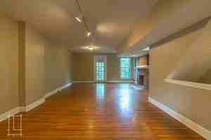 featured image of 1489 E Broad St