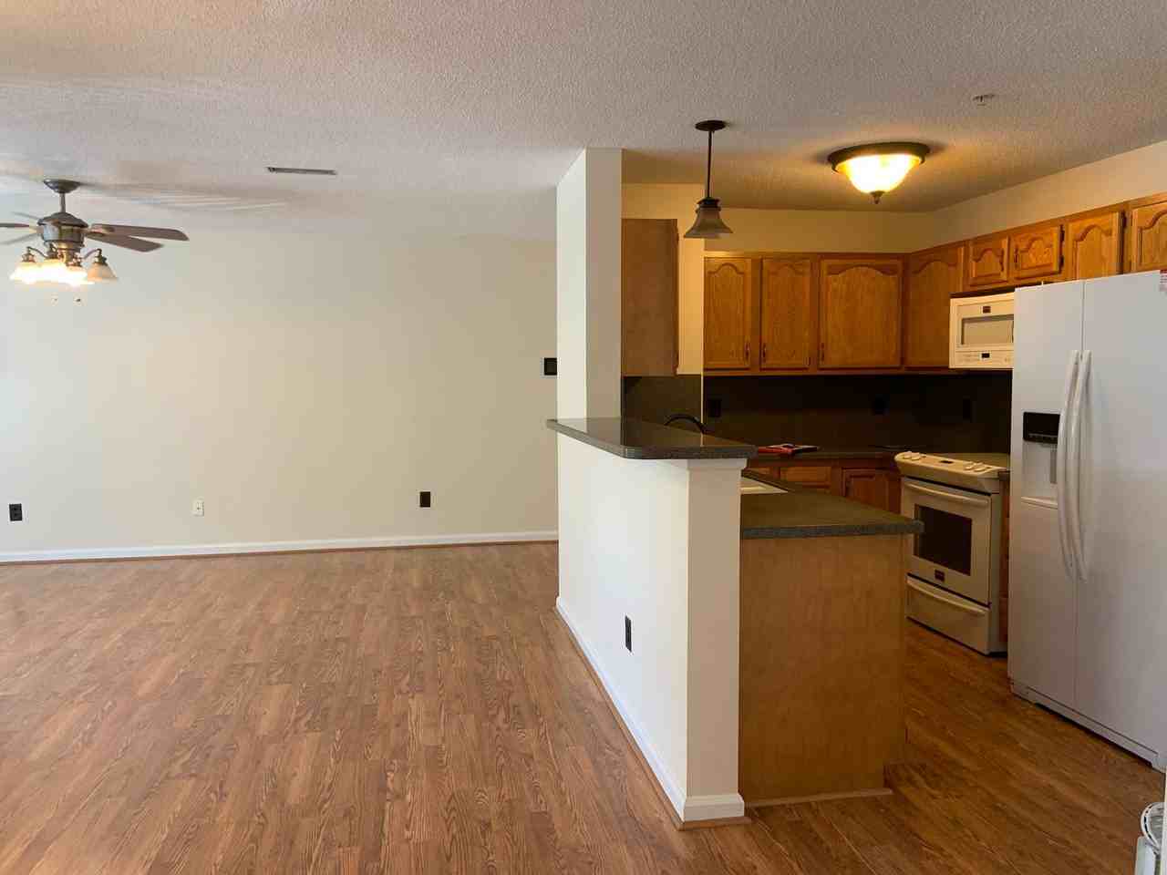 5012 Lawndale Dr Unit B - Photo 6 of 15