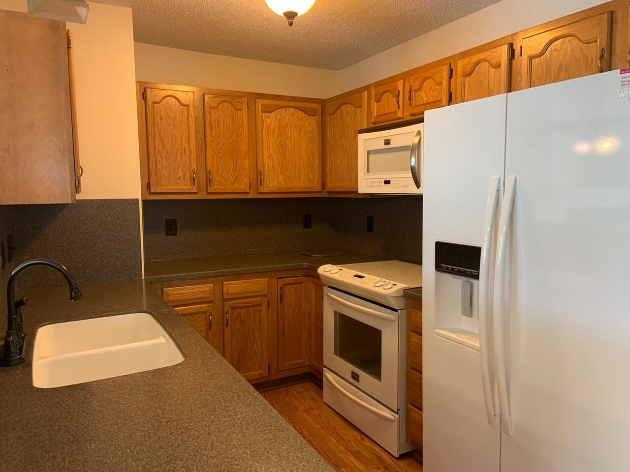 5012 Lawndale Dr Unit B - Photo 7 of 15