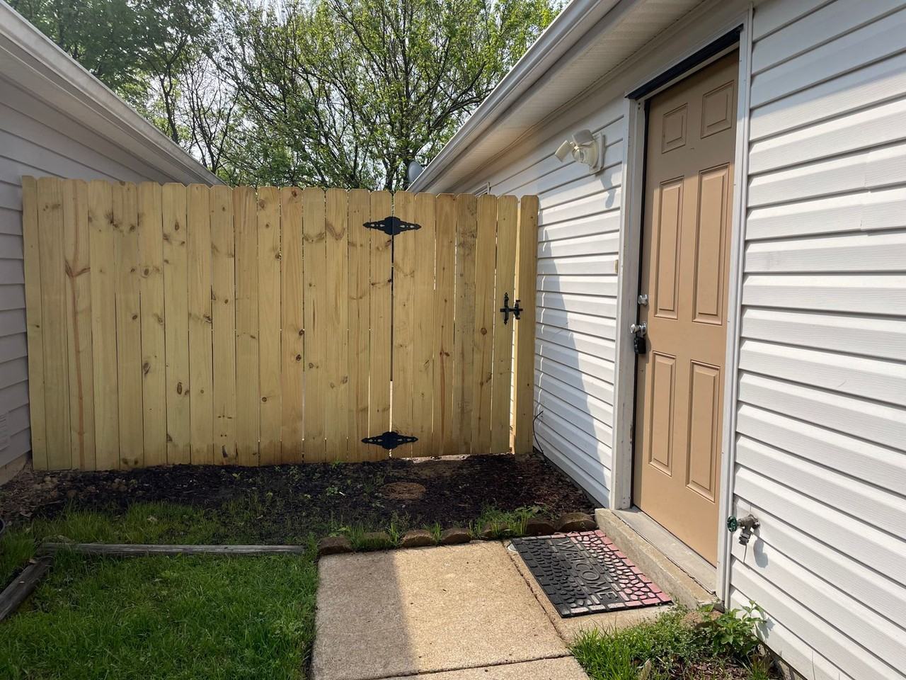 3091 Penn Meade Way - Photo 2 of 9