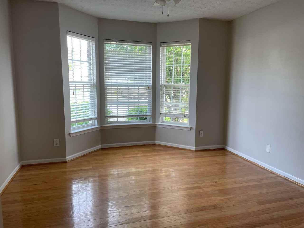 3091 Penn Meade Way - Photo 3 of 9