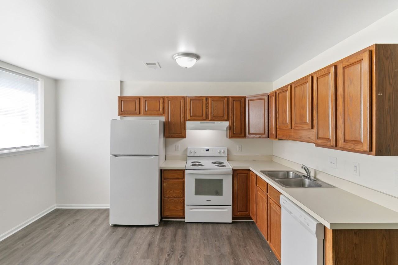 Ripley Tickner Apartments - Photo 6 of 20